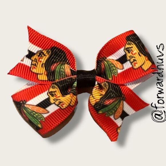 Bundle Sale 3 for $15 | Chicago Blackhawks Hair Clip – Versatile Accessory - Picture 1 of 6